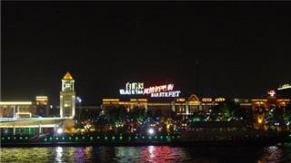 广州白鹅潭风情酒吧街有什么好看的