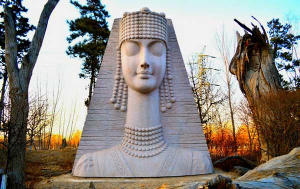 北京奥林匹克公园楼兰姑娘 北京奥林匹克公园楼兰姑娘