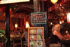 平遥古城酒吧一条街有什么好玩的