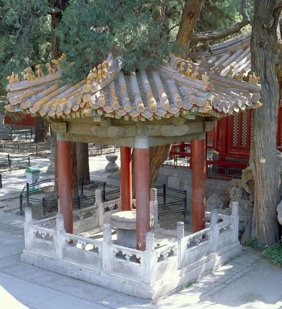 故宫博物院御花园西井亭