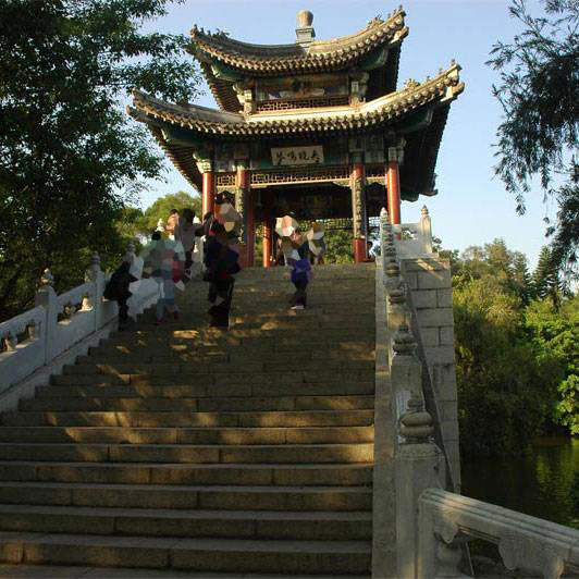 圆明园夹镜鸣琴