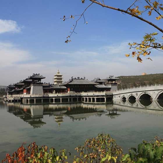 云冈石窟山堂水殿