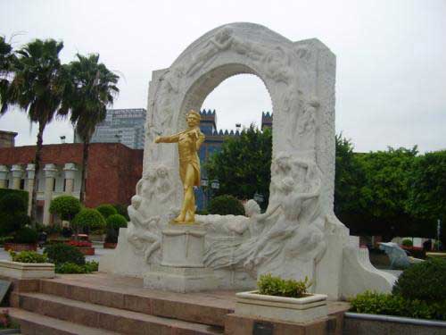 深圳世界之窗约翰施特劳斯纪念碑 深圳世界之窗约翰施特劳斯纪念碑