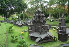 深圳世界之窗的民居及木教堂有什么好看的