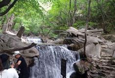 绵山二龙戏水有什么好看的