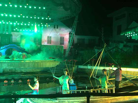 周庄古镇四季周庄表演场 周庄古镇四季周庄表演场