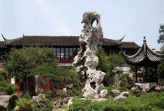 苏州留园冠云峰