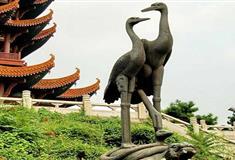 黄鹤楼黄鹤归来铜雕
