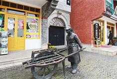 上海欢乐谷上海滩有什么好玩的