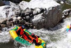 长江三峡大坝旅游区九畹溪漂流