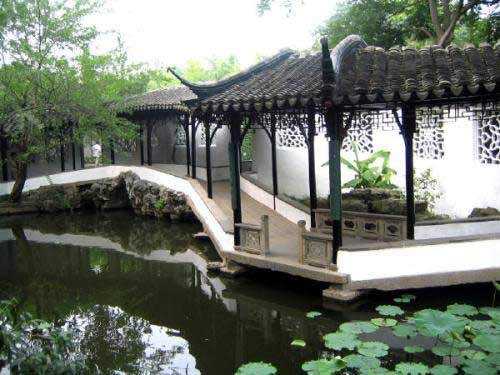 拙政园波形廊