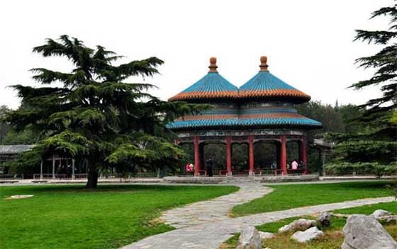 天坛公园百花园