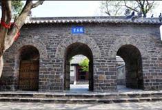 烟台蓬莱阁风景区龙王宫