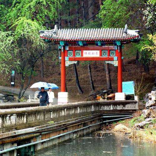 避暑山庄长虹饮练