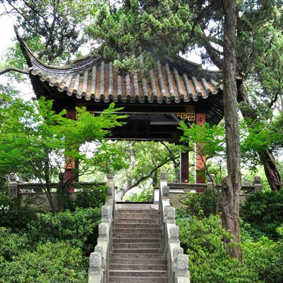 上海古猗园缺角亭