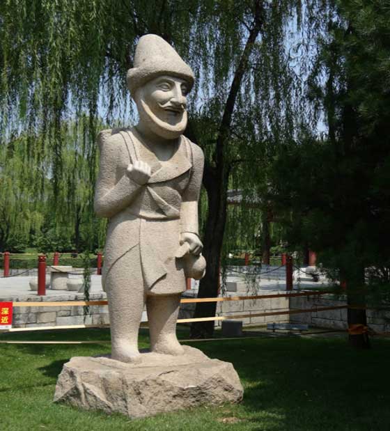 大唐芙蓉园执壶大食胡人雕像