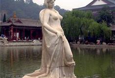 华清宫杨贵妃塑像