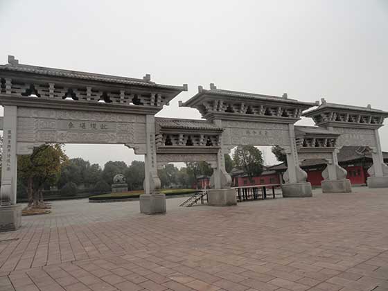 横店华夏文化园石牌坊