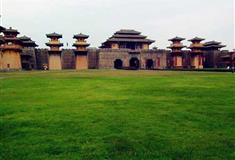 横店秦王宫前广场