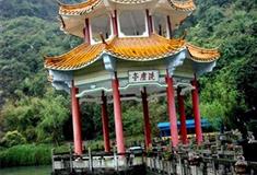 聚龙潭景区洗尘亭