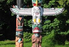 图腾古道图腾广场