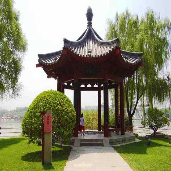 大唐芙蓉园赏雪亭