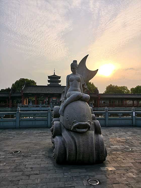 横店华夏文化园人鱼雕塑