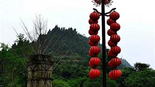 中国观音故里灵泉景区：聚贤广场