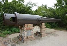 白玉山景区：古炮景点