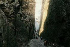 梨木台风景区：登天缝