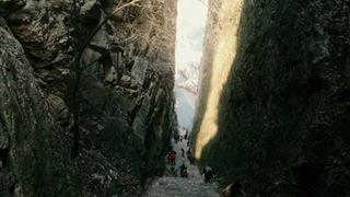 梨木台风景区：登天缝