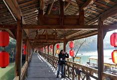 桂林义江缘景区风雨桥