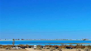 策克口岸：河西新湖