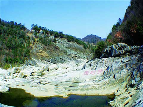 燕子河大峡谷14188