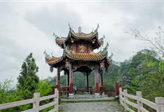 冠豸山：长寿亭