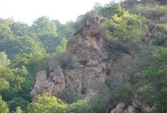 梨木台风景区：母子石