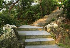 崖下库：游步道