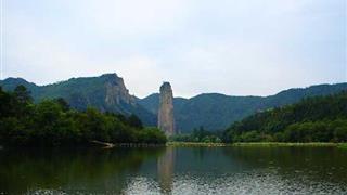 朱潭山：龙窟神水洞