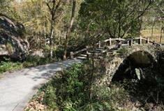 崖下库：石拱桥