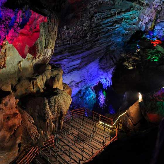 连州地下河莲花码头