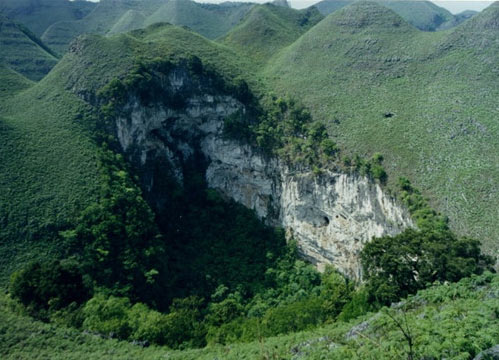 乐业大石围15988