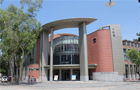 厦门大学自钦楼