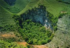 乐业大石围苏家天坑有什么好看的