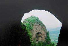 龙凤洞介绍及游玩景点推荐