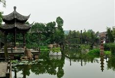 黄龙溪古镇：情人桥