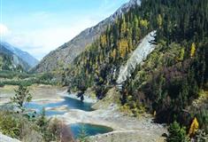 九寨沟风景区：上季节海
