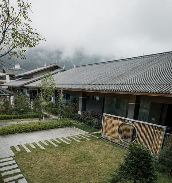 佛顶山温泉小镇泡温泉攻略（地址+门票+交通）