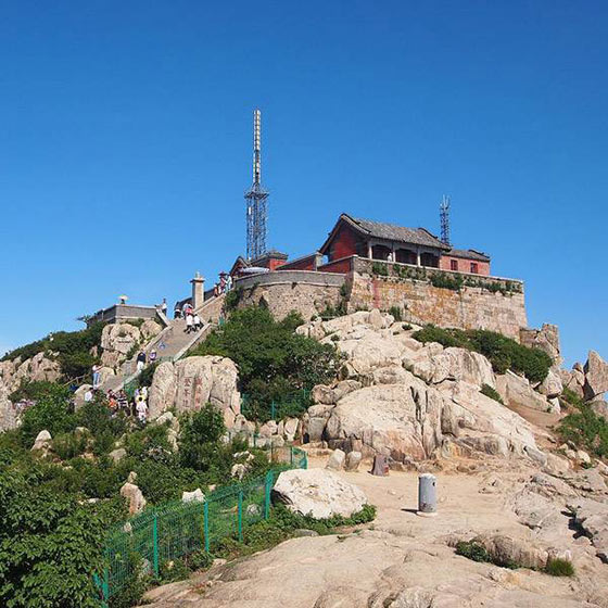 泰山玉皇顶