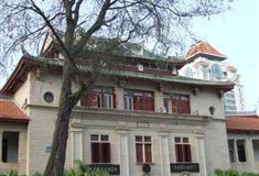厦门大学：集美楼