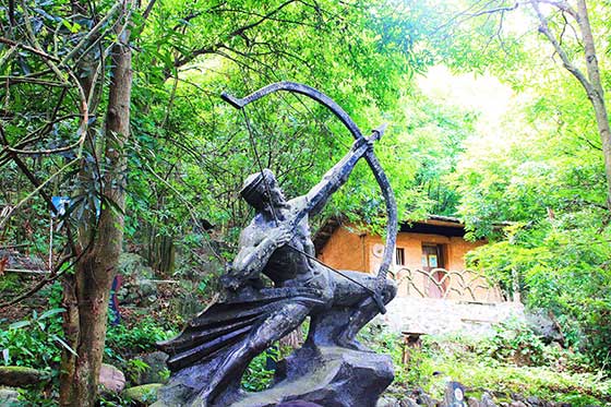 伊岭岩介绍及游玩景点推荐 伊岭岩介绍及游玩景点推荐